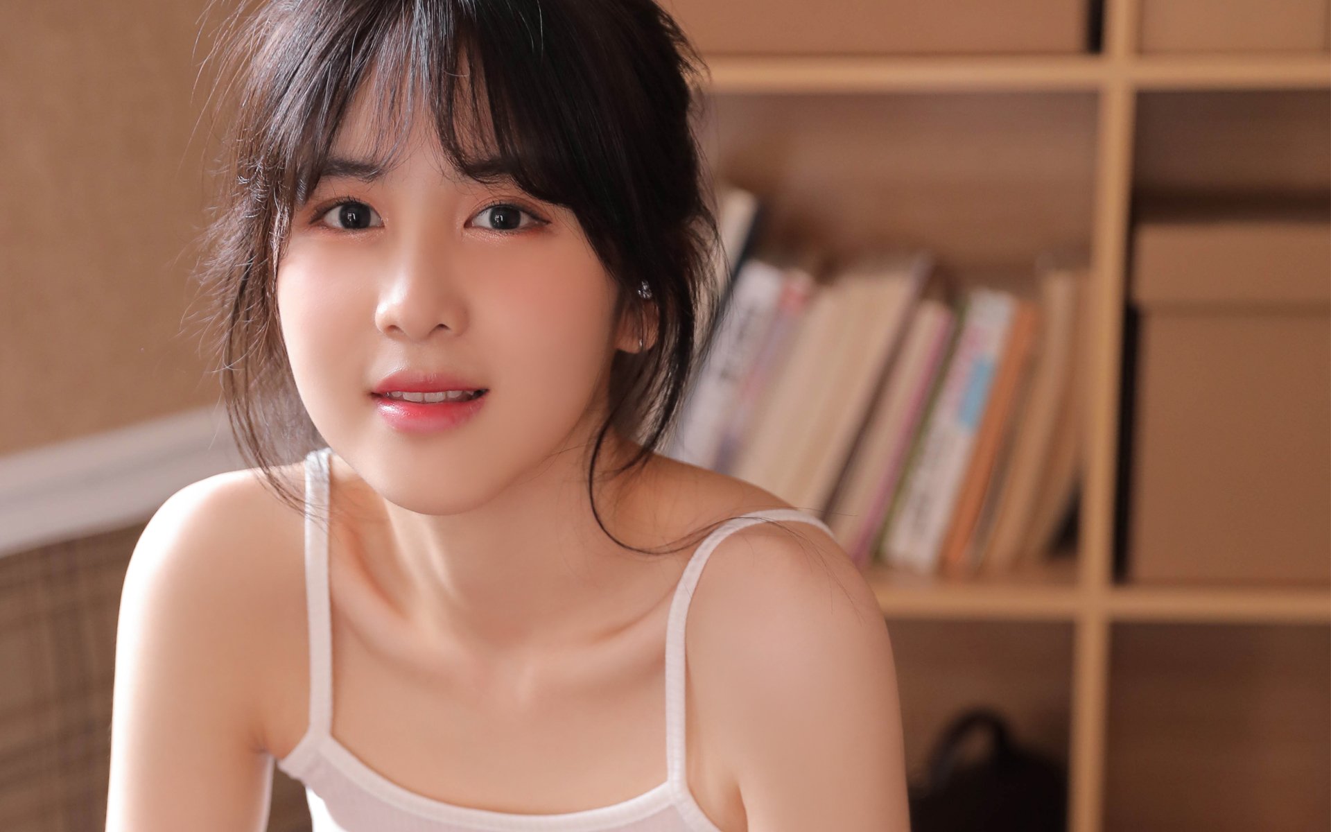 “高新区全民健身馆短柄墙球赛:游戏规则已改变,选手们用脑力征服赛场”