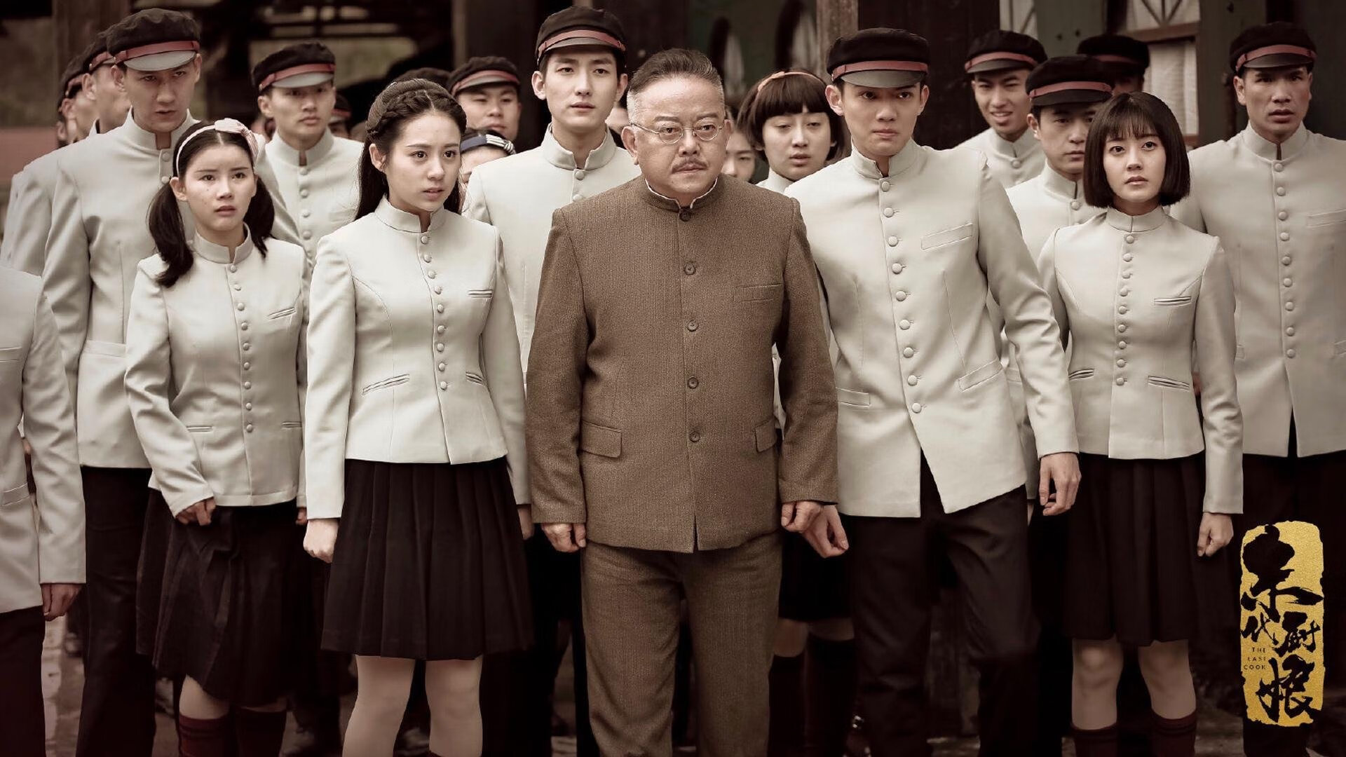 门兴格拉德巴赫两翼推进打出连贯配合,门兴格拉德巴赫在哪个城市