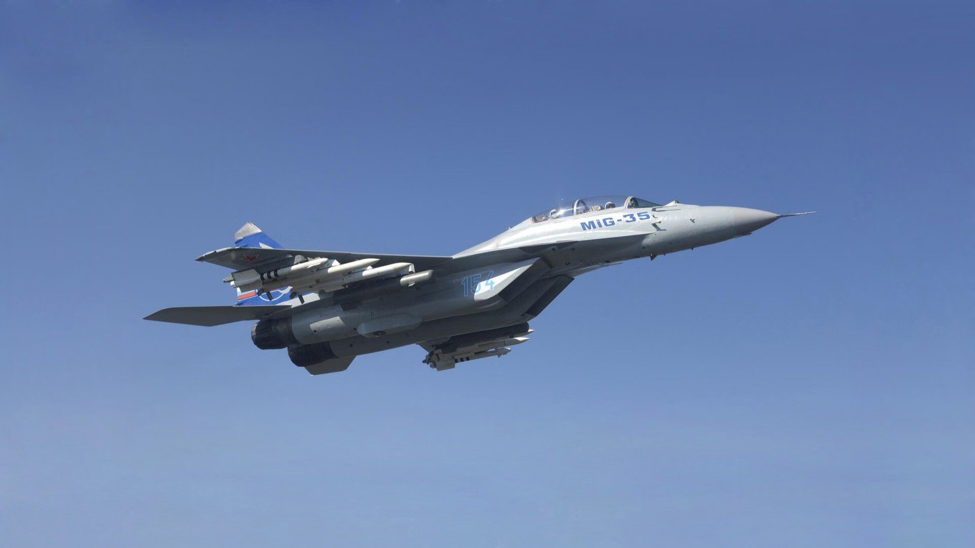 “安赫尔·巴尔博萨的传球视野与突破技术,成为阿根廷美洲狮队的进攻引擎”