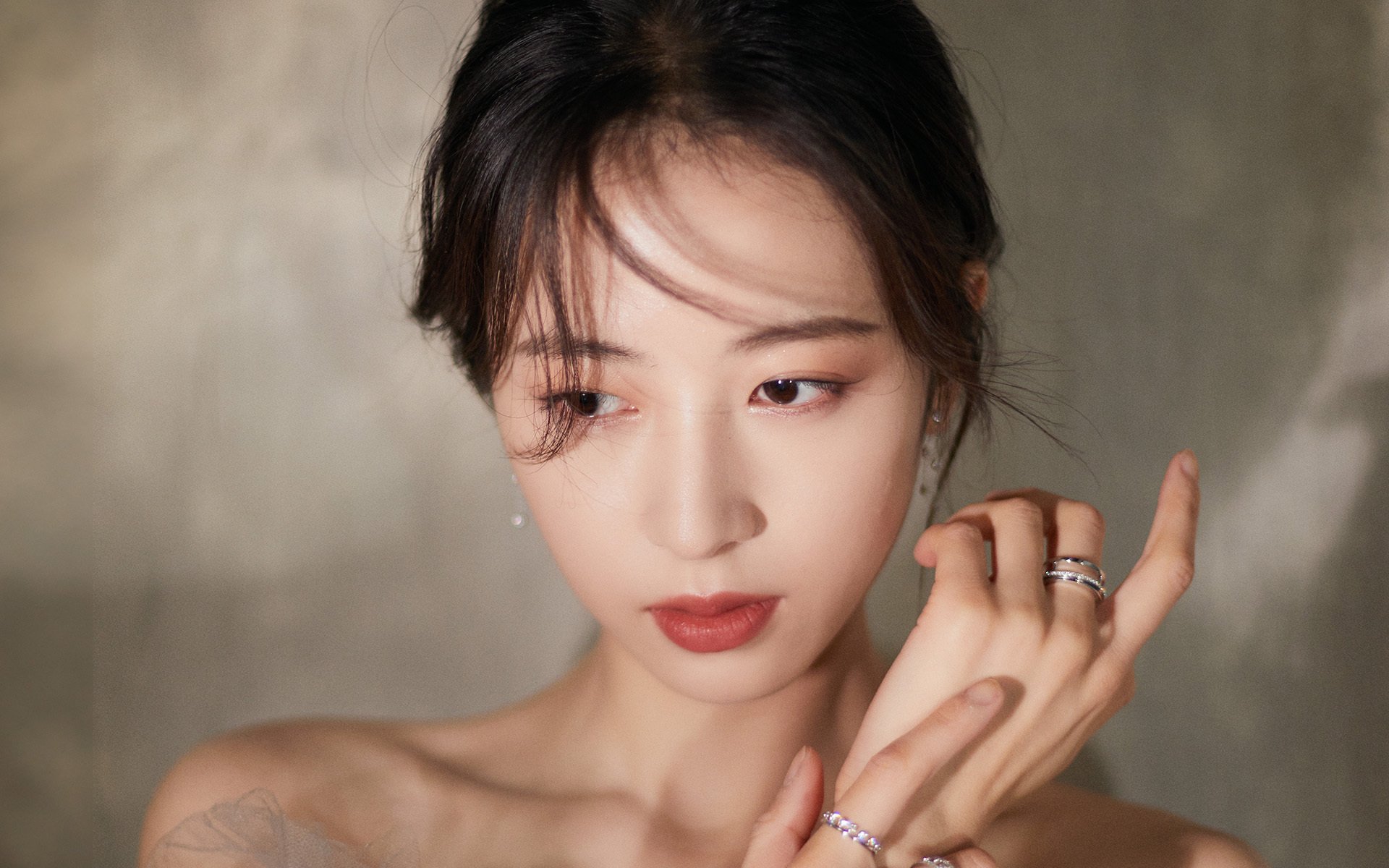 爱游戏官方网站-格鲁吉亚女篮在欧洲锦标赛中再夺荣誉，展示崭新实力，格鲁吉亚篮球厉害吗